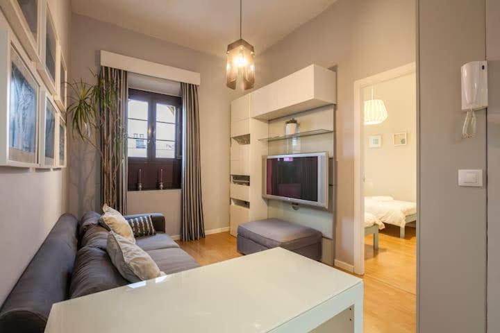 Central Apartment In Sevilla Exteriör bild